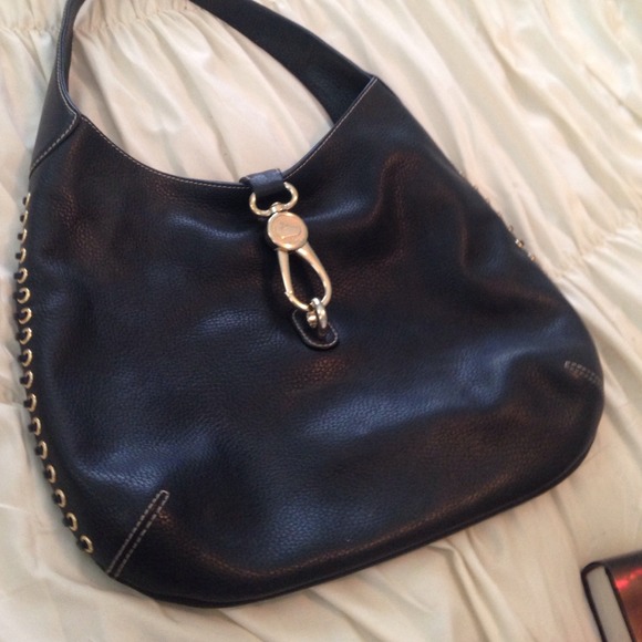 Beautiful Dooney and Bourke Black Purse