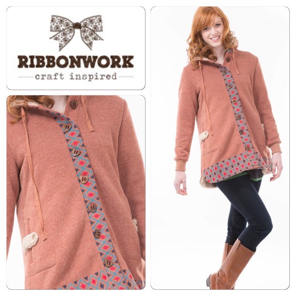 NEW Chic At The Canyon Hooded Coat - Picture 1 of 4