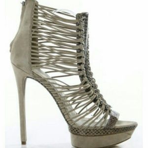 NEW Brian Atwood gladiators