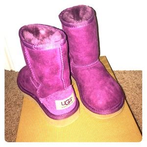 Girl toddler purple UGGs