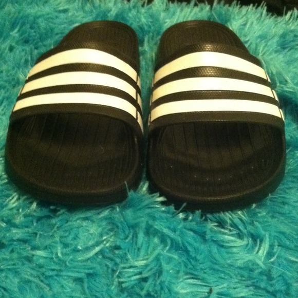Adidas Slide