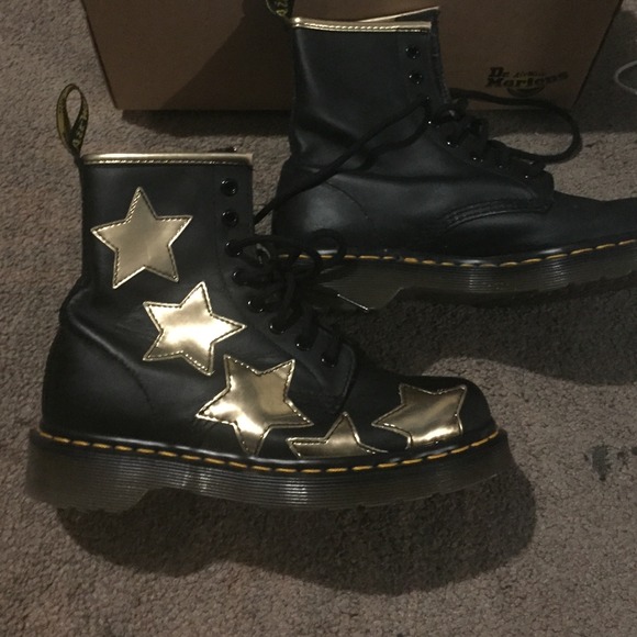 Dr. Martens !!!!