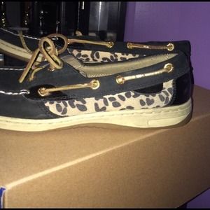 Cheetah Sperrys women