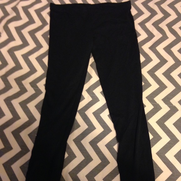 Black leggings 💫