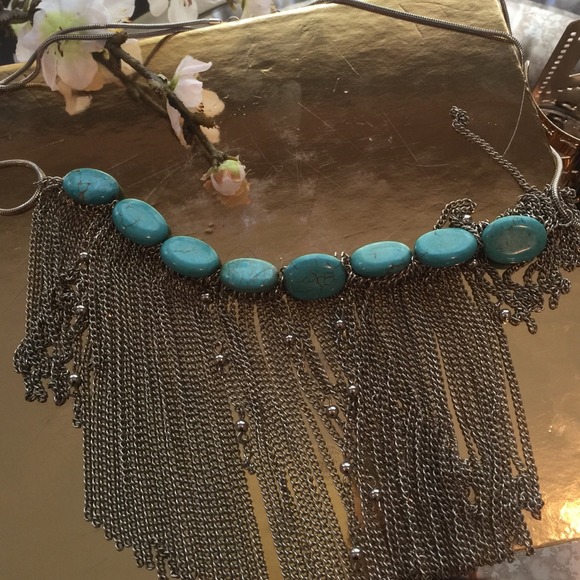 Neckless - Picture 2 of 4