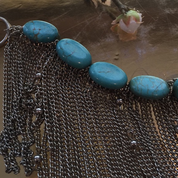 Neckless - Picture 3 of 4