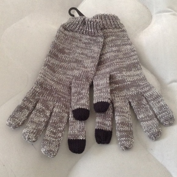 NWOT Jessica Simpsons gloves - Picture 3 of 3