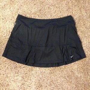 NWT Nike Black Skort