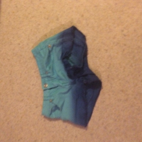 Blue ombré shorts
