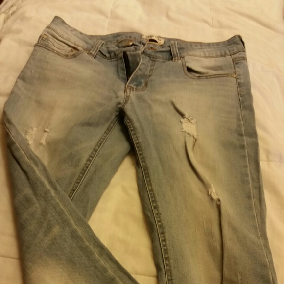 Worn once , light stonewash skinny jeans