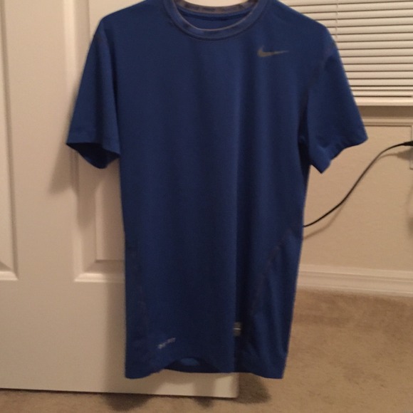 Men's dri-fit Nike shirt