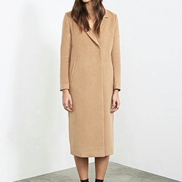 Camel coat (bundled with fur gloves)
