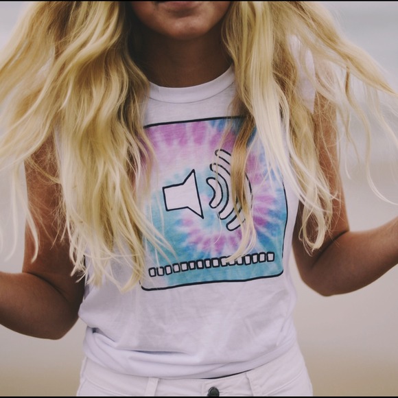 Fresh Tops Turn it Up Tank - Picture 3 of 4