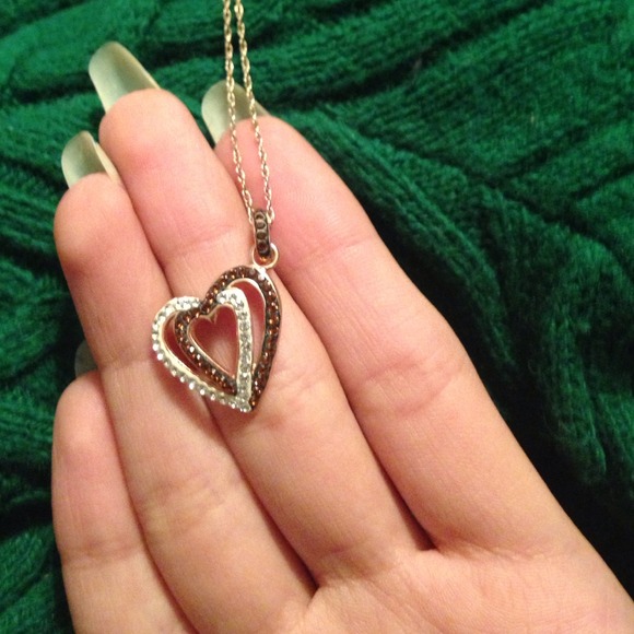 Jewelry - Bundle!!! Heart necklace, earrings, phone charm!