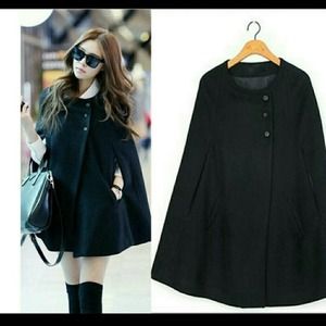 ‼️Black wool cape/poncho/coat‼️