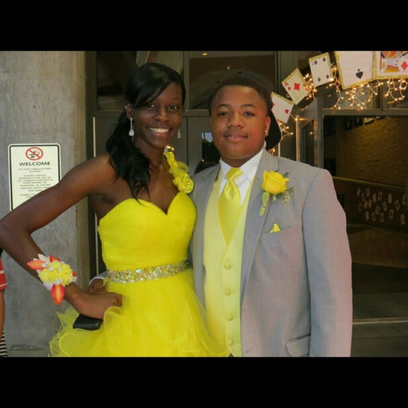 Prom Dress - Picture 3 of 3