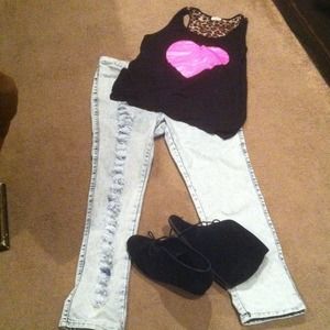 Size 21/22 ripped jeans.