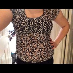 Shear cheetah print  shirt