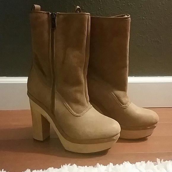 *HP* Koolaburra boots