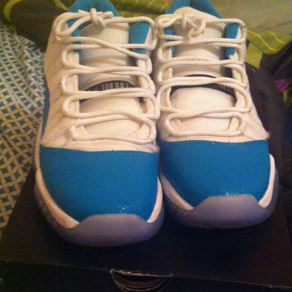 Jordan's Aqua 11's