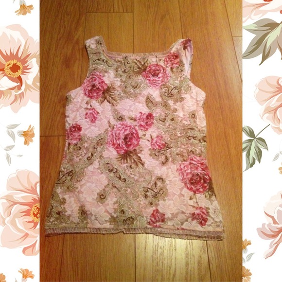 💕Vintage Lace Top💕