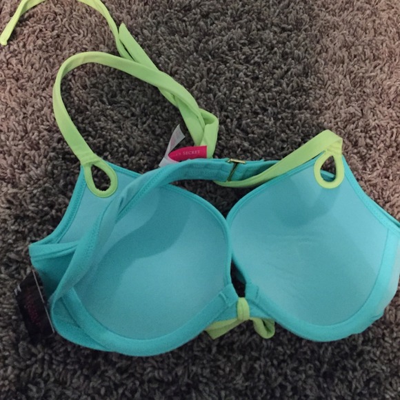 super cute brand new size 34 A pushup swimsuit top - Picture 2 of 2