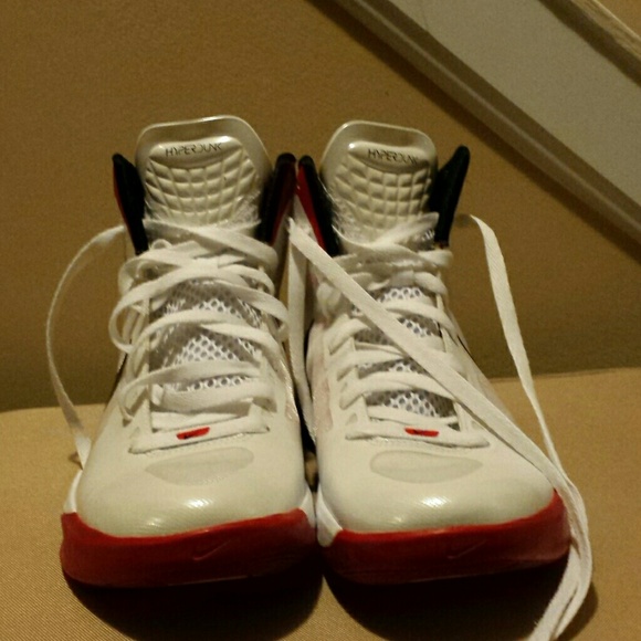 Nike Zoom basketball shoes