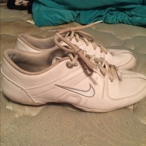 Nike Mix Down 2 cheer shoes