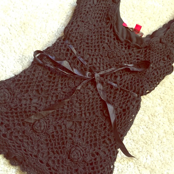 Tops - Sexy Boho 🍭 Floral Crotchet Ribbon Top