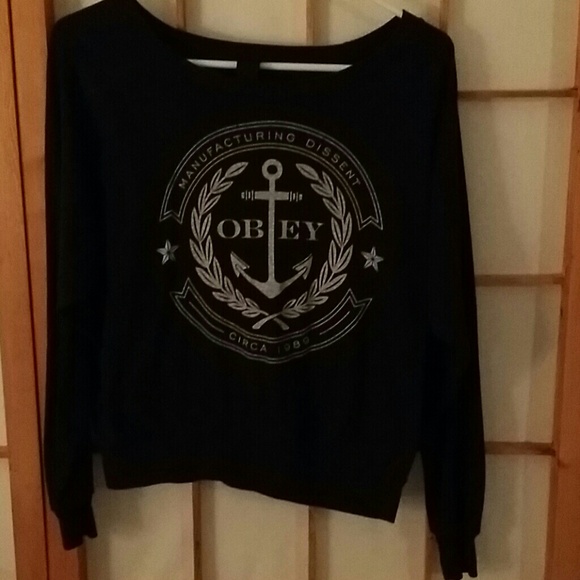 Obey sweatshirt