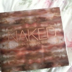 Urban decay Naked on the run pallet