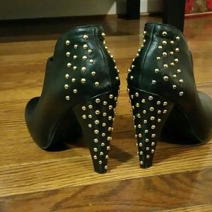 Steve Madden Bootie