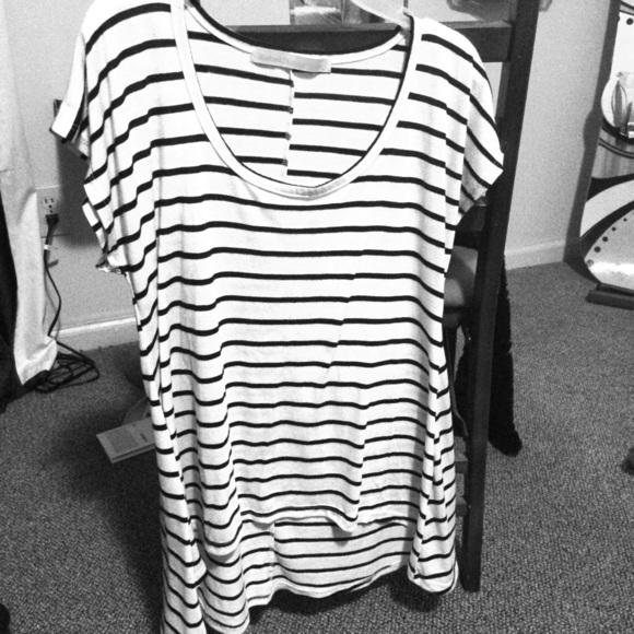 Black and white hi-low shirt