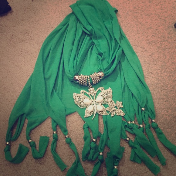 💎Butterfly Gem Scarf💎