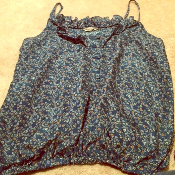 Loose, small flower tank