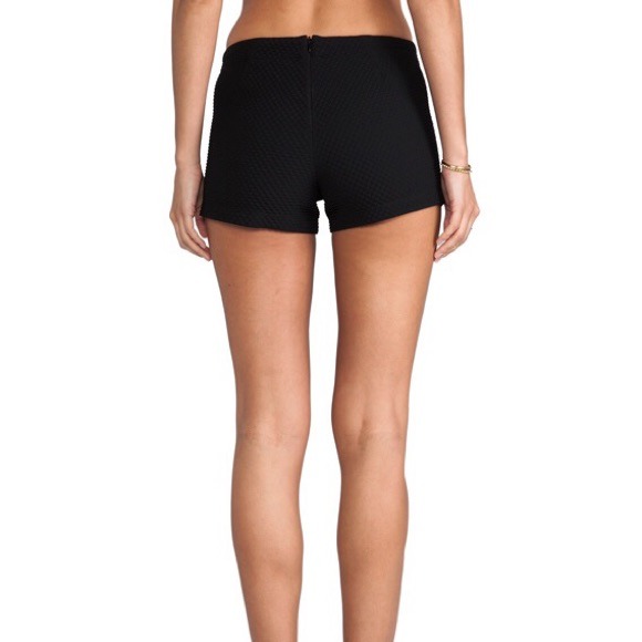 🚫SOLD🚫BRAND NEW WITH TAGS BAILEY 44 SHORT SHORTS - Picture 3 of 4