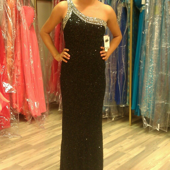 Escada Dresses & Skirts - Black sequin prom dress