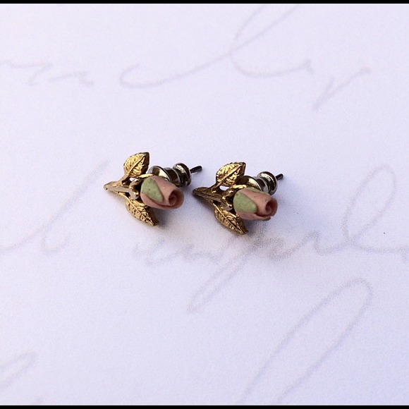 Vintage handmade rose earrings