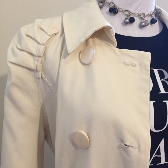 Mac & Jac Retro Cream Trench - Picture 2 of 4