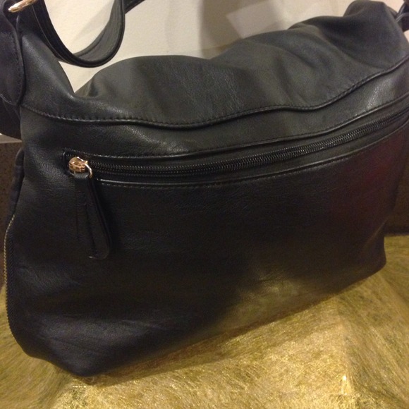 Aldo - Picture 2 of 4