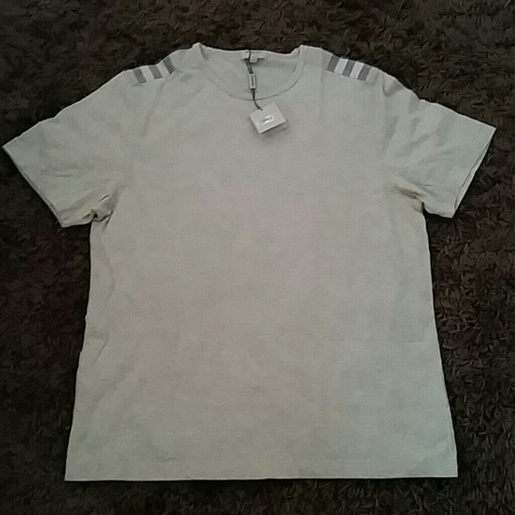 Brand New BURBERRY Men's Tee