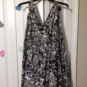 Gray and white cinched waist dress