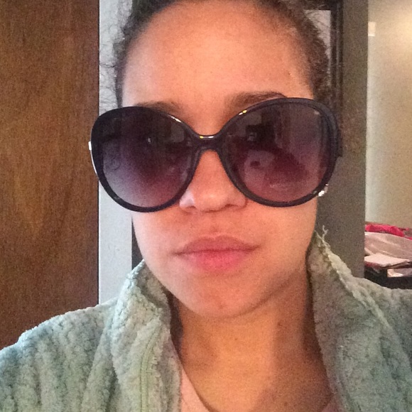 Sunglasses main image 4