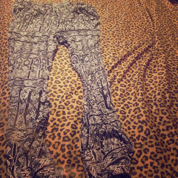 Forever 21 jumper pants! - Picture 1 of 2