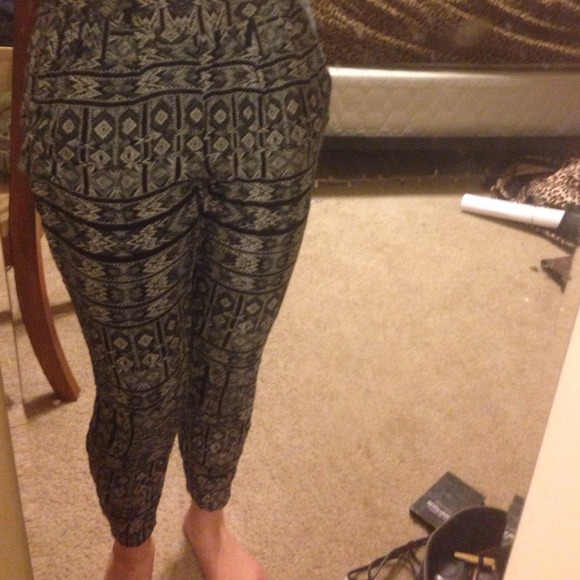 Forever 21 jumper pants! - Picture 2 of 2