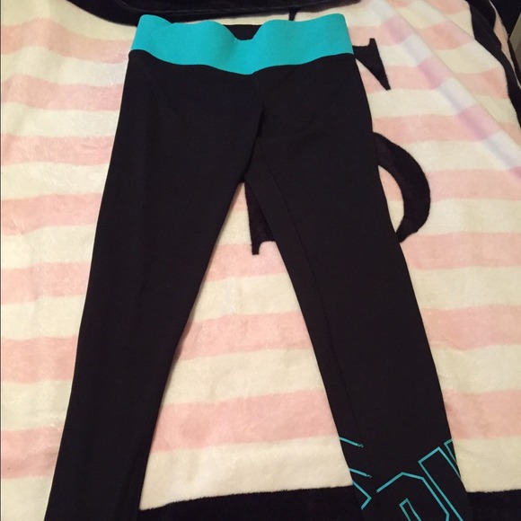 VS Pink Ultimate Yogas