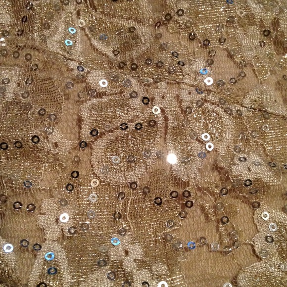 F21 skirt 💅 - Picture 3 of 6