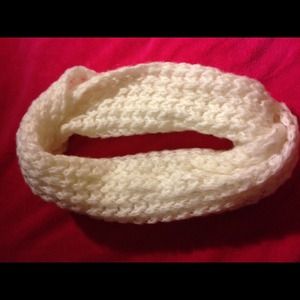 White infinity scarf