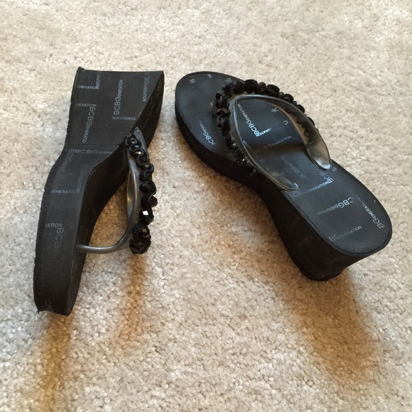 Sandales Plates-formes BCBGeneration à Lanières Noires - Taille US 8.5 (M) - Occasion Bon état