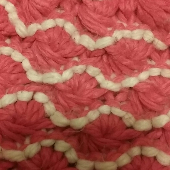 Pink beanie - Picture 4 of 4